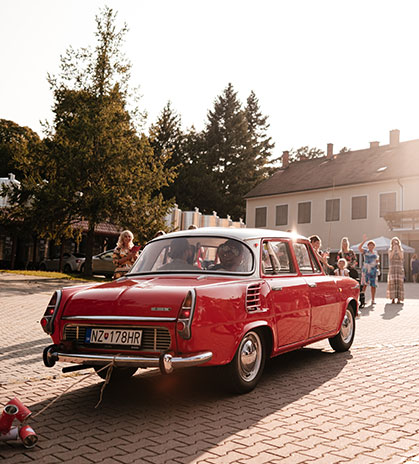o nás - Škoda MB 1000